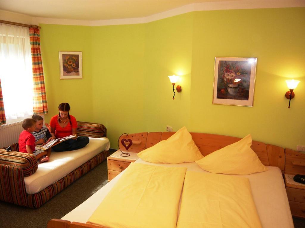 Ahorn Apartment
